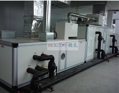 轉(zhuǎn)輪除濕機的轉(zhuǎn)輪是什么做成的(圖1) 轉(zhuǎn)輪除濕機的轉(zhuǎn)輪是什么做成的